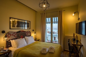 Habitació doble, balcó | Caixa forta a l'habitació, decoració individual i escriptori