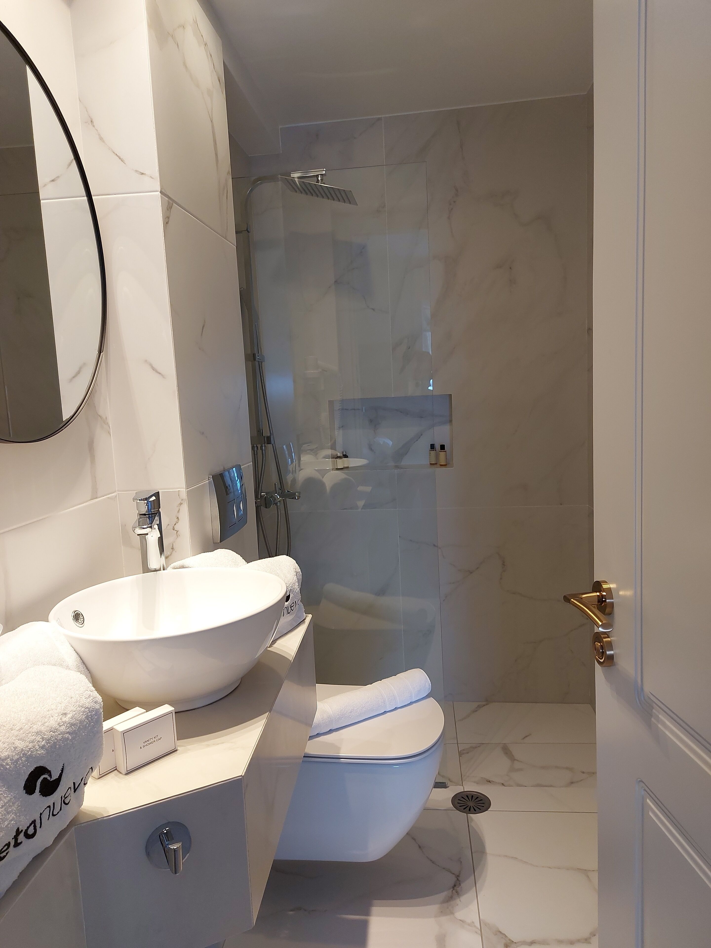 double room, balcony | bathroom | free toiletries, hair dryer, slippers, towels