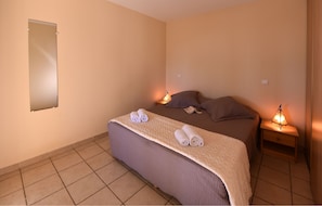 Vila conforto, acessível, banheiro privativo (Villa 2 - 4 personnes) | Roupas de cama premium