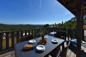 Vila conforto, acessível, banheiro privativo (Villa 4 - 6 personnes) | Vista para praia/oceano