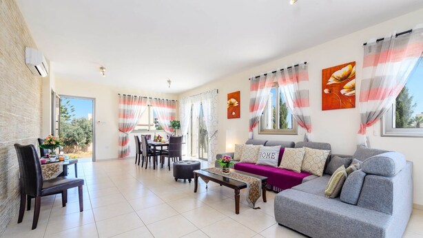 Bungalow, 3 Bedrooms, Private Pool | Living room | 40-inch LCD TV with satellite channels, TV, DVD player - Villa Marizan (Paralimni)