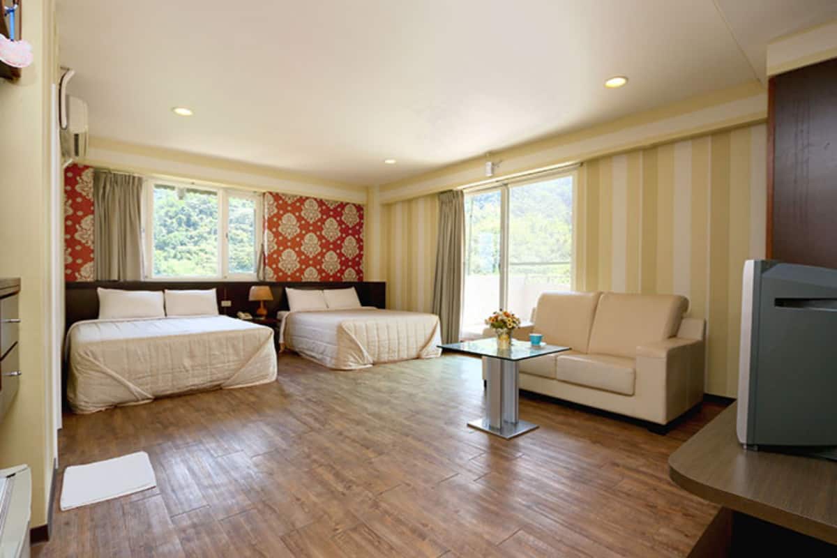 Elite Double or Quadruple Room