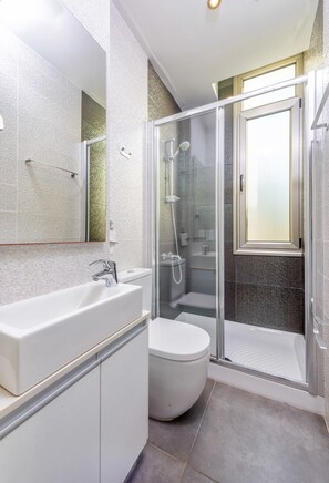 Villa, 6 Bedrooms, Private Pool | Bathroom shower - Villa Imperial (Paralimni)