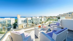 Balcony - Villa Imperial (Paralimni)