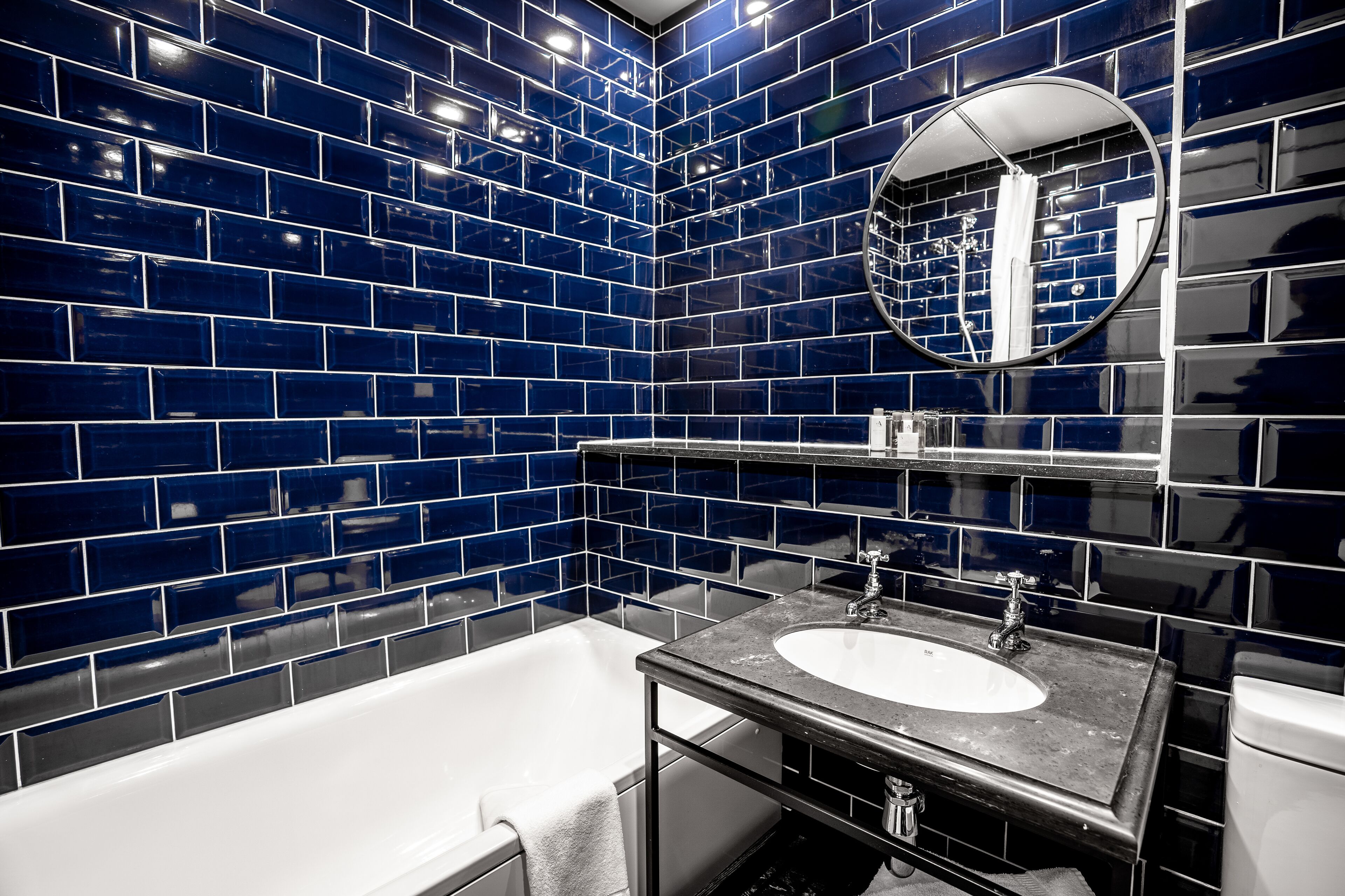 standard double room | bathroom | eco-friendly toiletries, bathrobes, slippers, towels