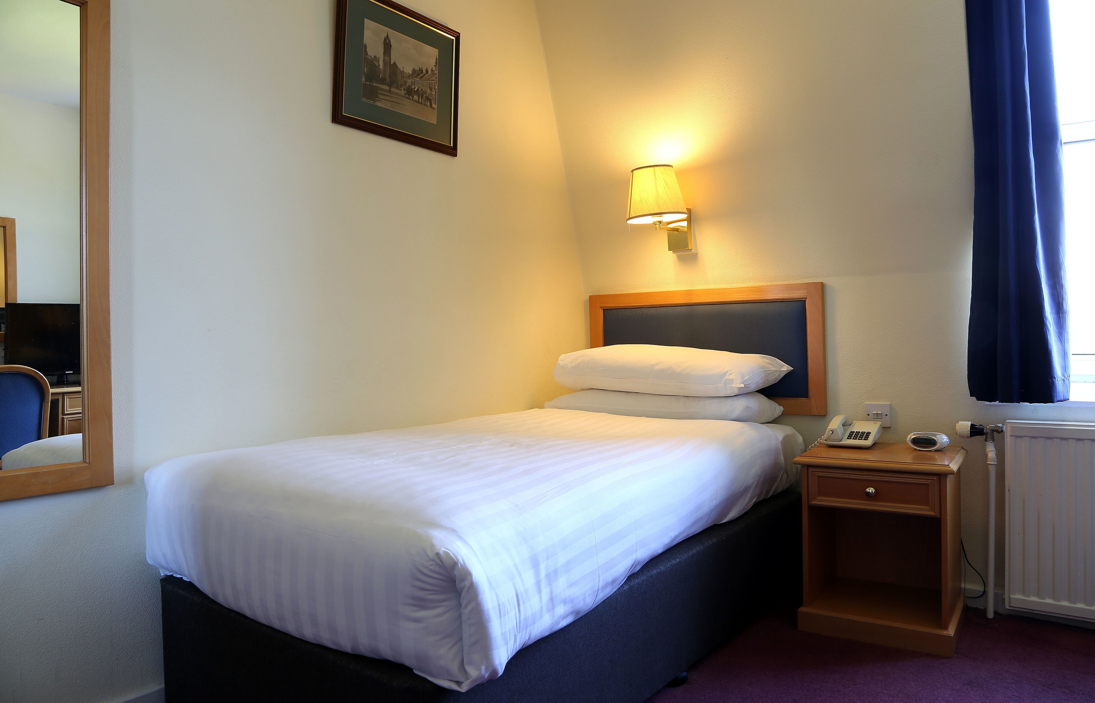 in-room safe, desk, free wifi, bed sheets