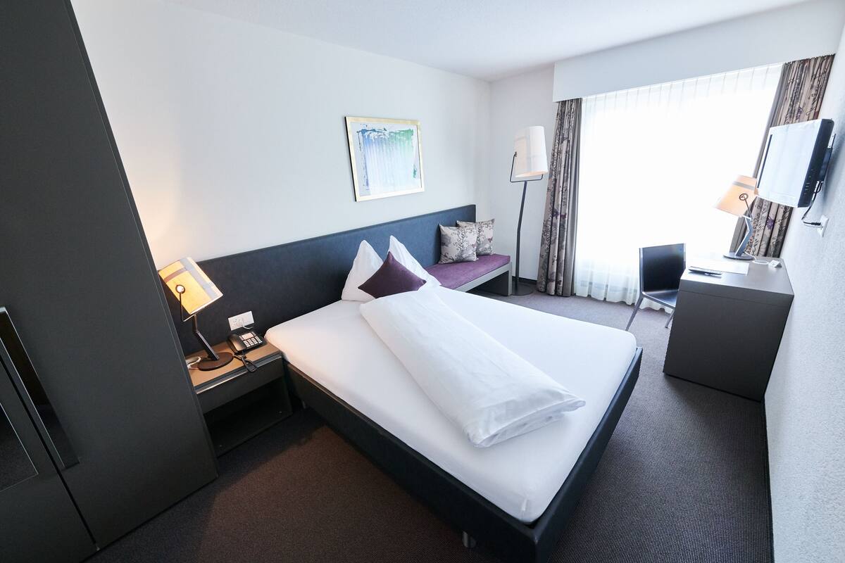 Single Room | In-room safe, desk, blackout curtains, cots/infant beds