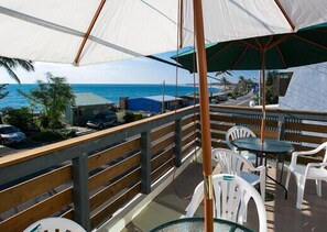 Terrace/patio - Lu Pa Ka DJ Hostel (Taitung)