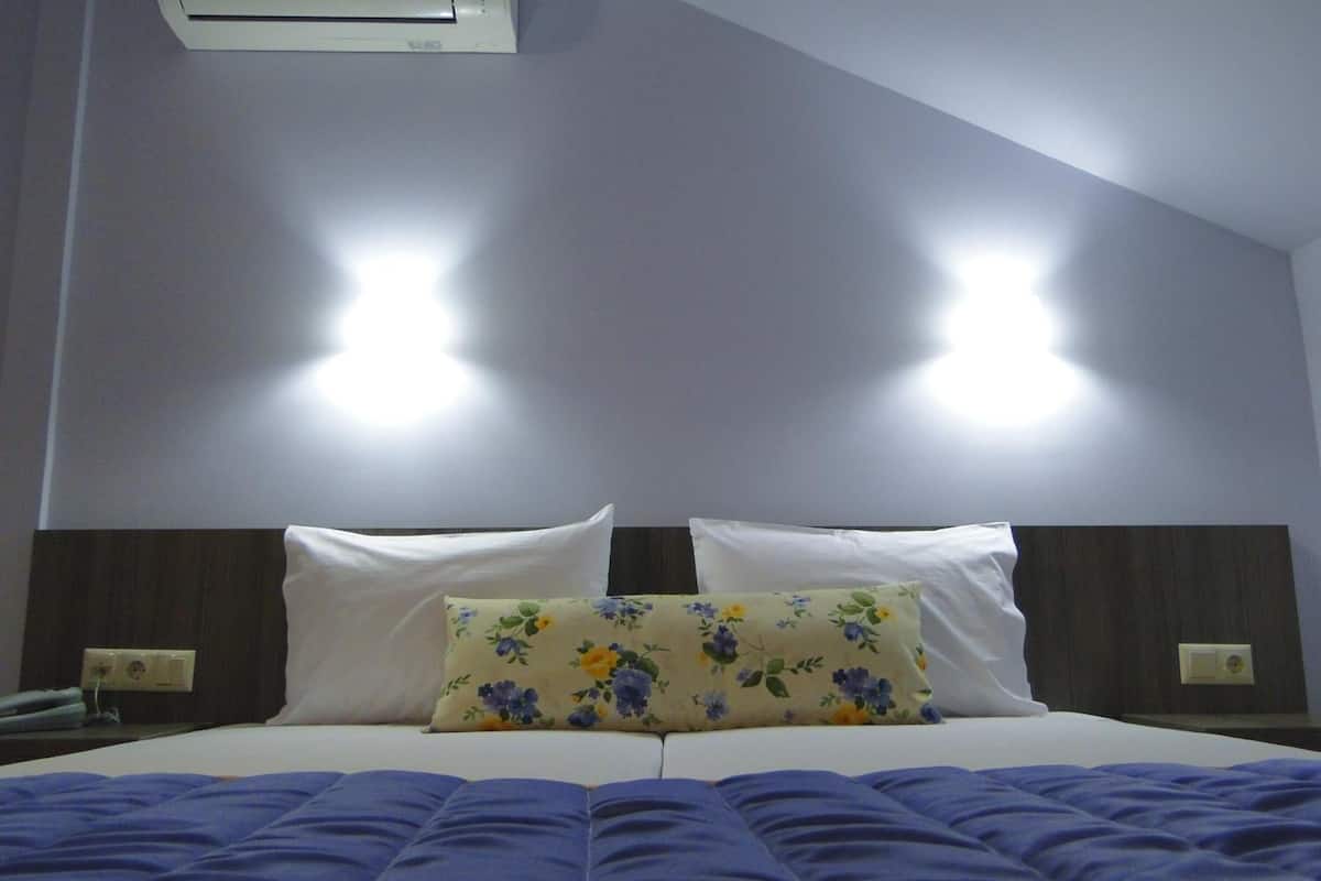 1 bedroom, soundproofing, iron/ironing board, free wifi