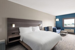 Zimmersafe, Schreibtisch, Bügeleisen/Bügelbrett, Zustellbetten