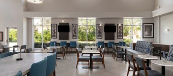 ฮอลิเดย์ อินน์ เอ็กซ์เพรส แอนด์ สวีทส์ บอยน์ตัน บีช เวสต์ บาย IHG