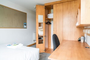 Double Room, 1 Double Bed, Private Bathroom (No TV) | Desk, laptop workspace, blackout drapes, iron/ironing board - University of Exeter Holland Hall (Exeter)