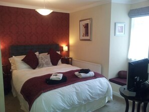Premier King Room Ensuite (Second Floor)