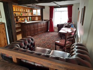 Bar (on property) - The White Cottage B&B (Colyton)