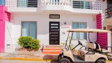 Entrada de la propiedad