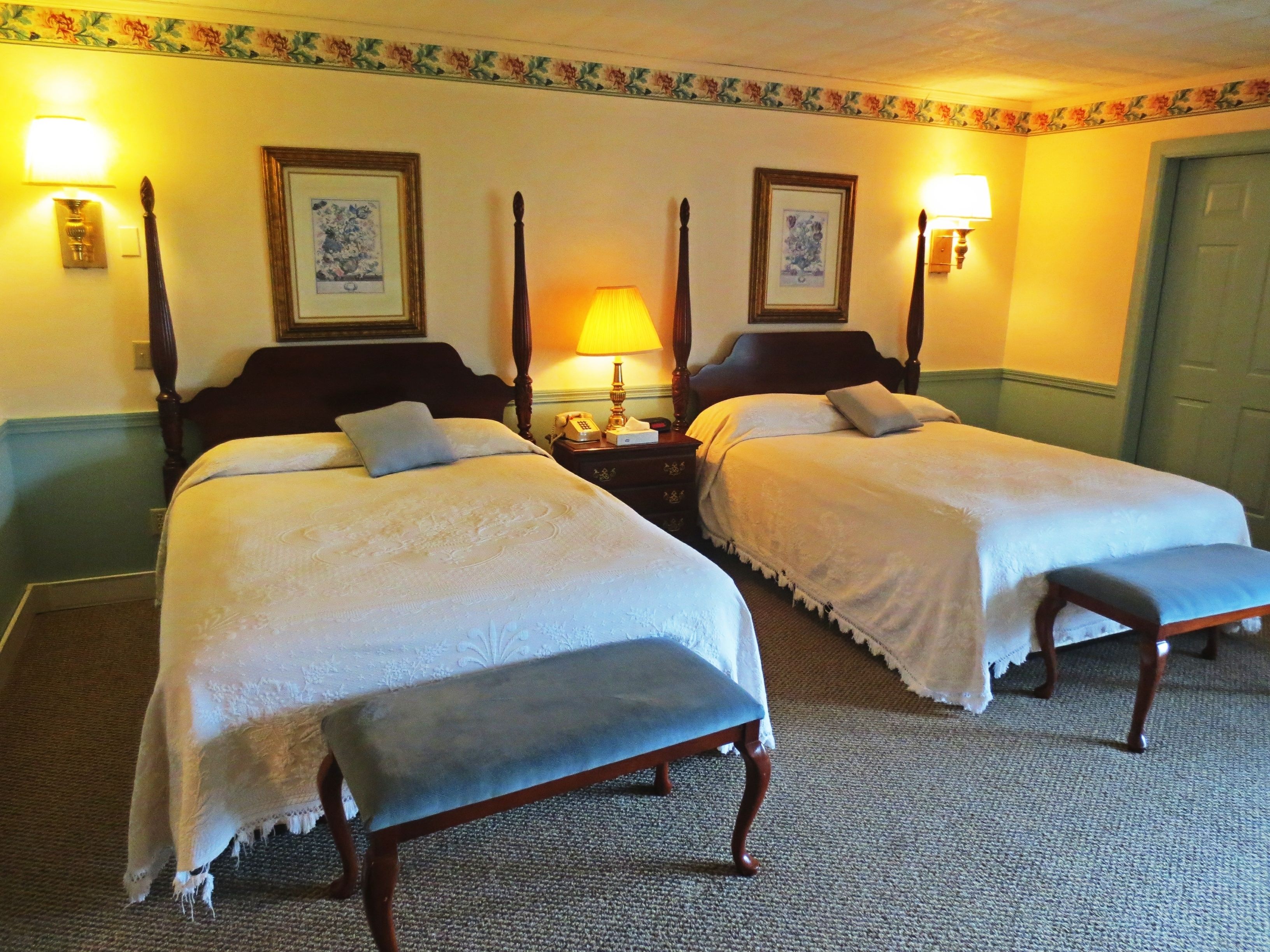 evergreen suite  | in-room safe, free wifi, wheelchair access