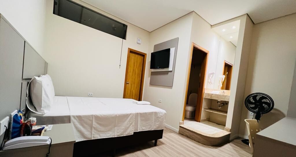 standard room | minibar, in-room safe, individually decorated, cots/infant beds