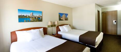 Bureau, espace de travail pour ordinateur portable, rideaux occultants