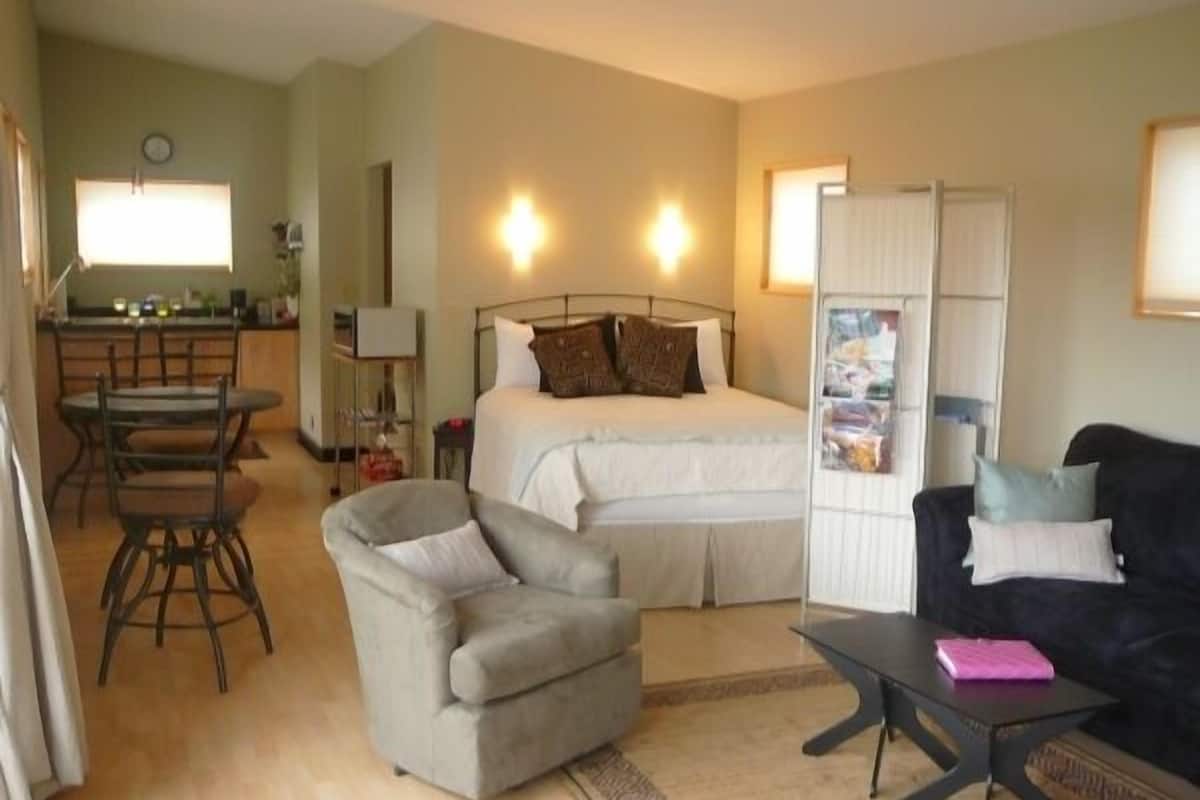 Individually decorated, individually furnished