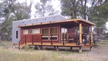 Comfort Cabin, 1 Queen Bed with Sofa bed