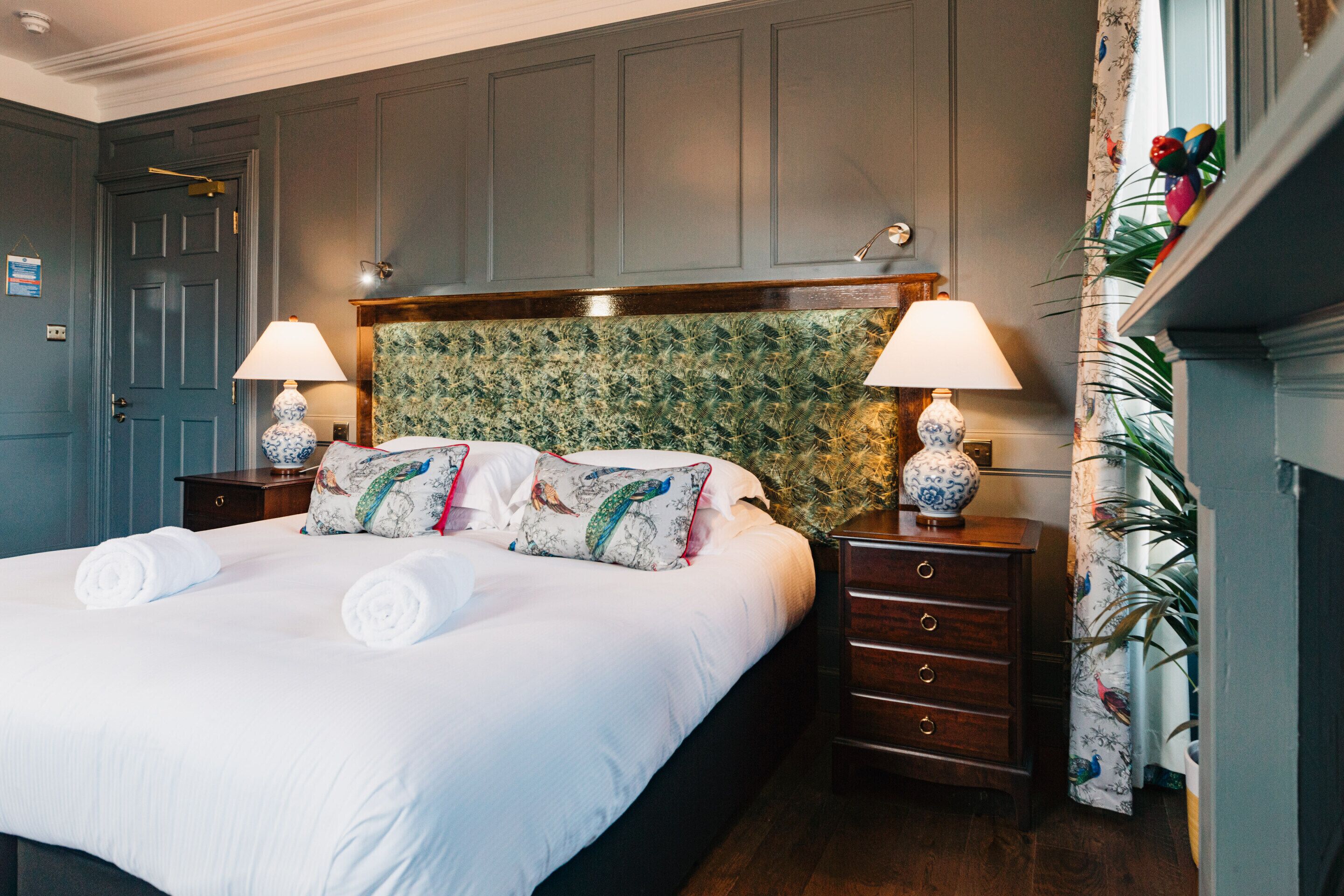 Superior-Zweibettzimmer, mit Bad (Superking or)