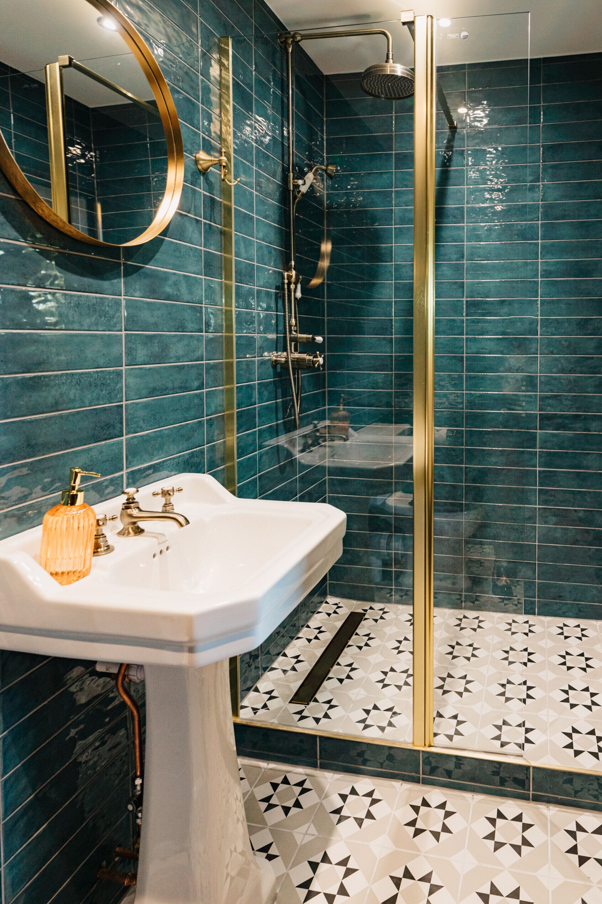 standard twin room, ensuite (superking or) | bathroom