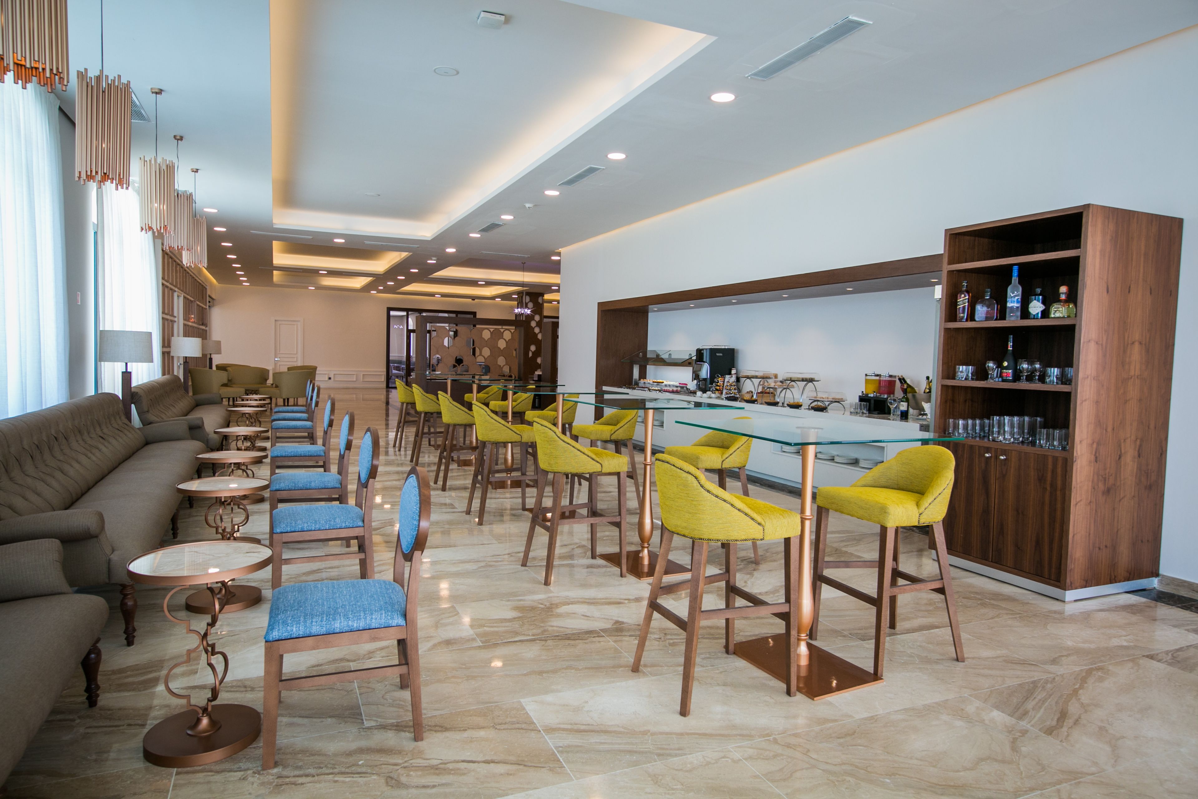 Bao gồm bữa sáng buffet hàng ngày 