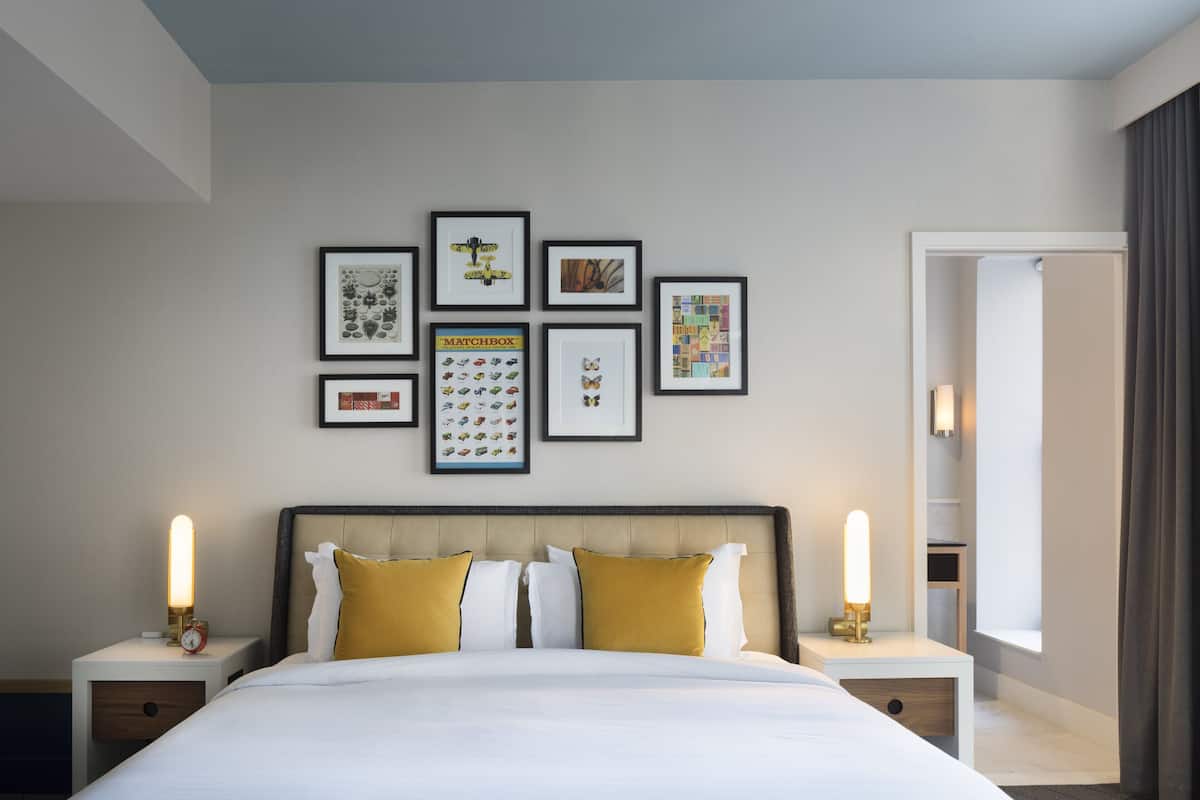 1 bedroom, Frette Italian sheets, premium bedding, down duvets