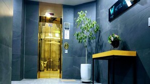 Interior detail - Gukje Business Hotel (Gwangju)