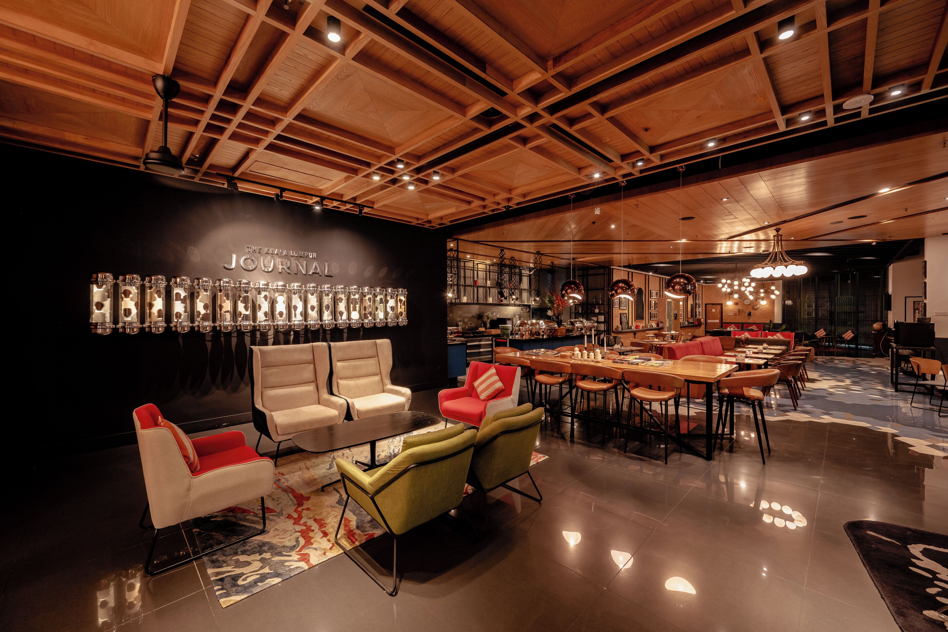 S'hi serveixen esmorzars 