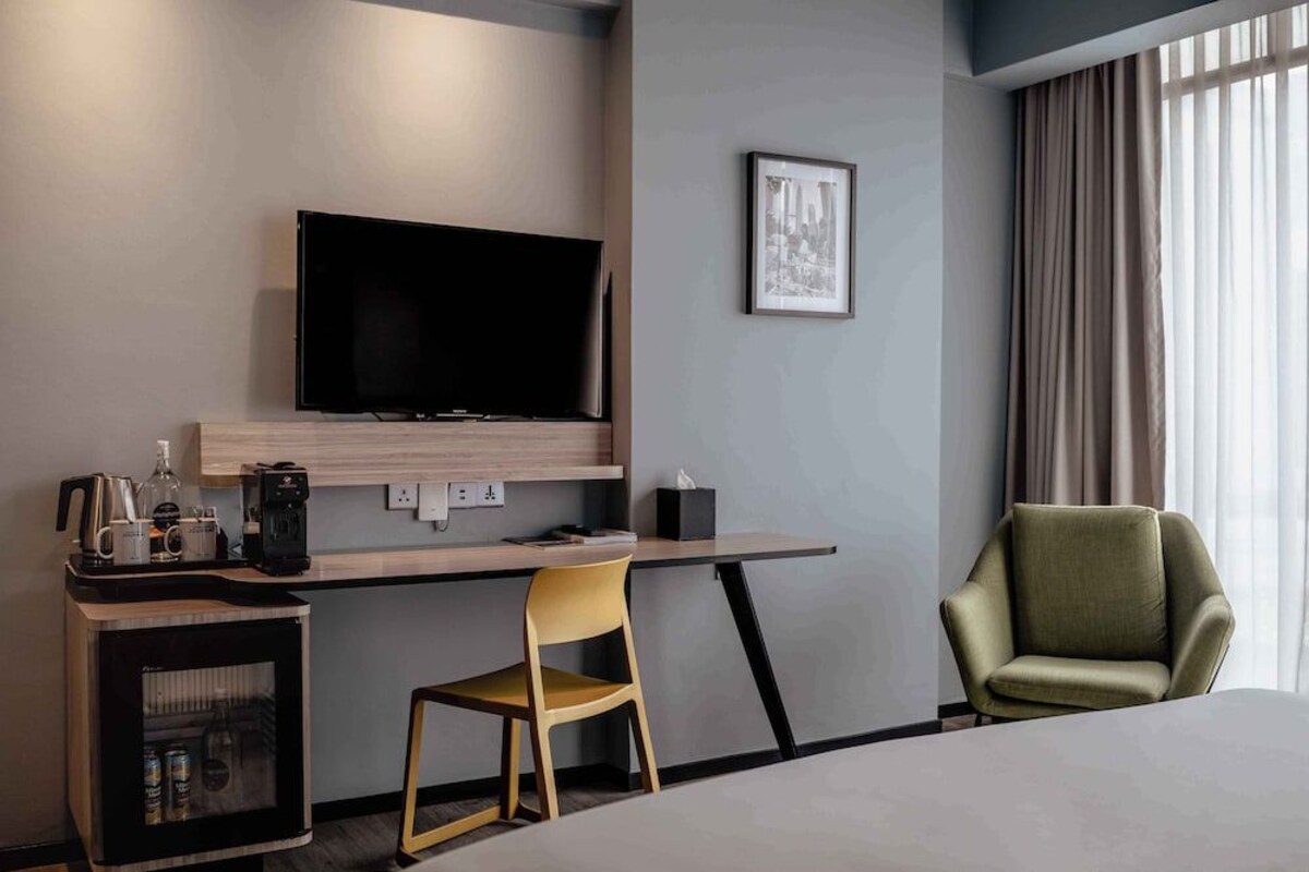 Premier Room, 1 King Bed, Non Smoking