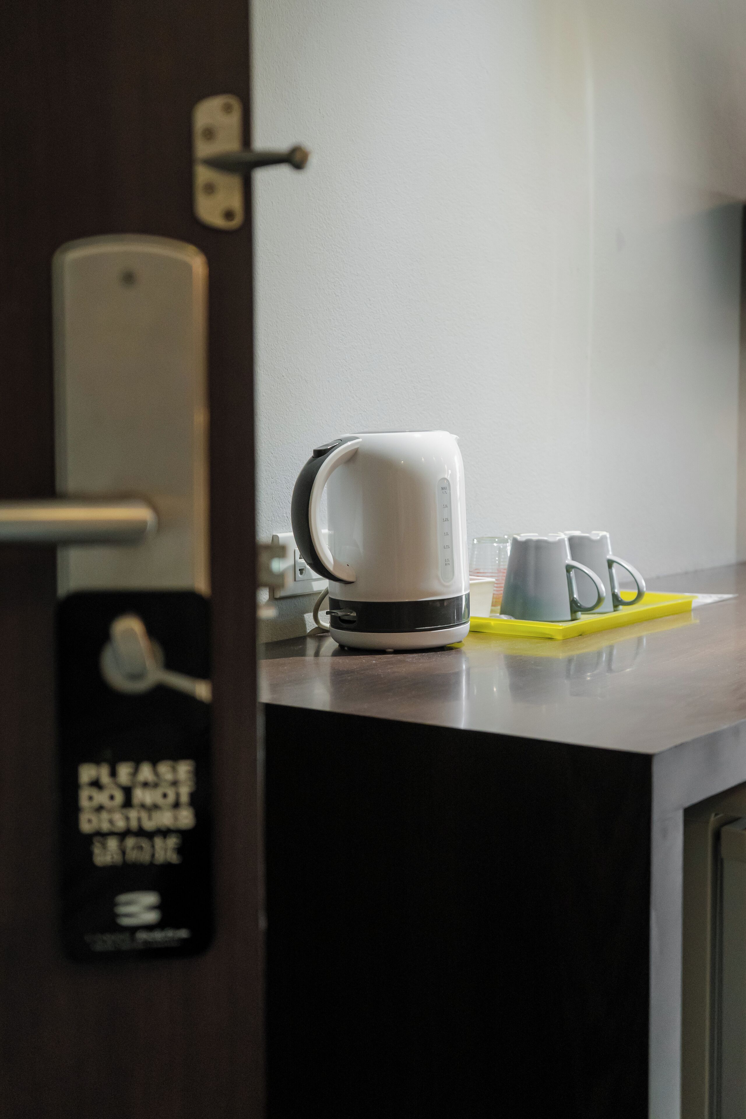 deluxe room | 1 bedroom, in-room safe, desk, free wifi