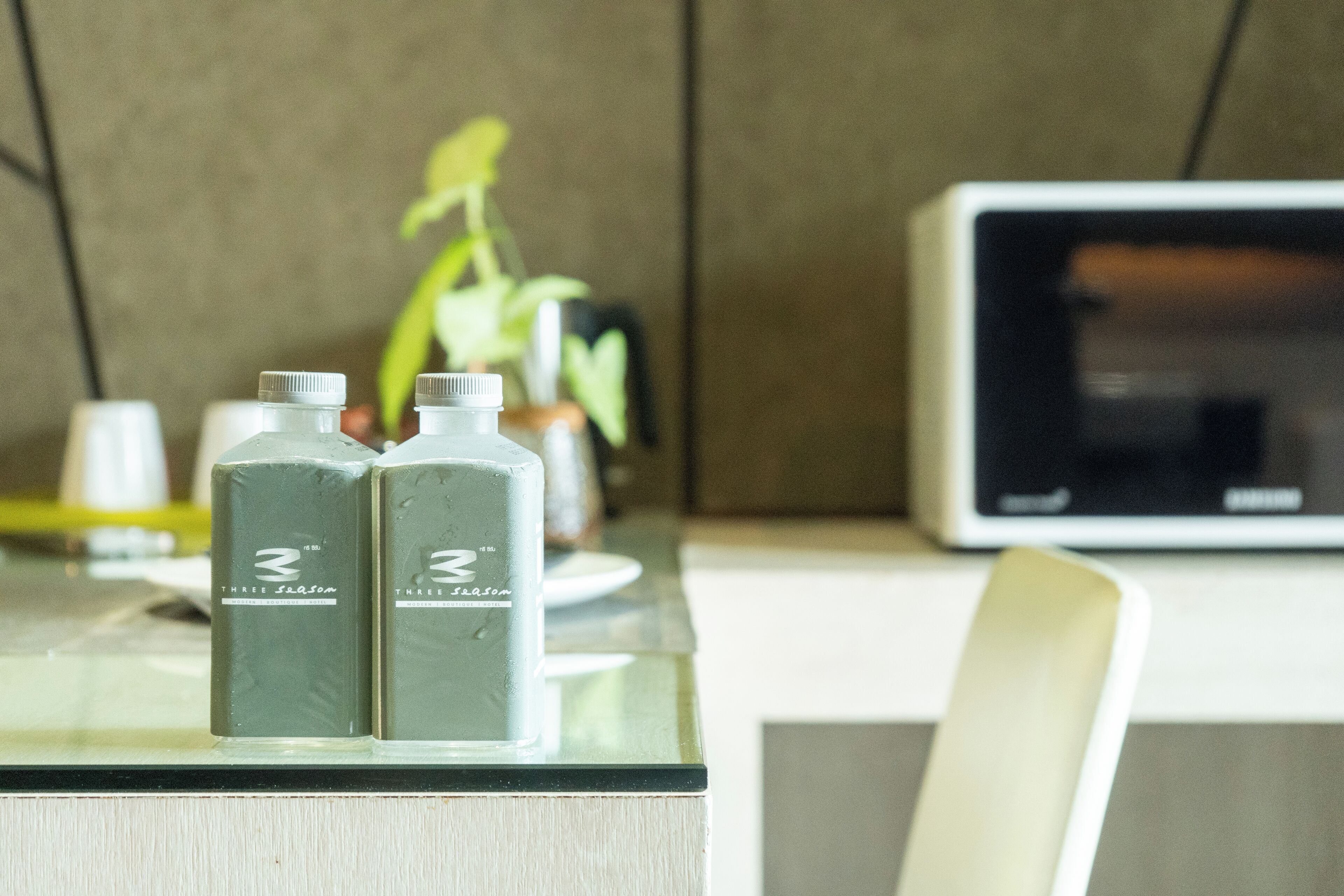 deluxe room | 1 bedroom, in-room safe, desk, free wifi