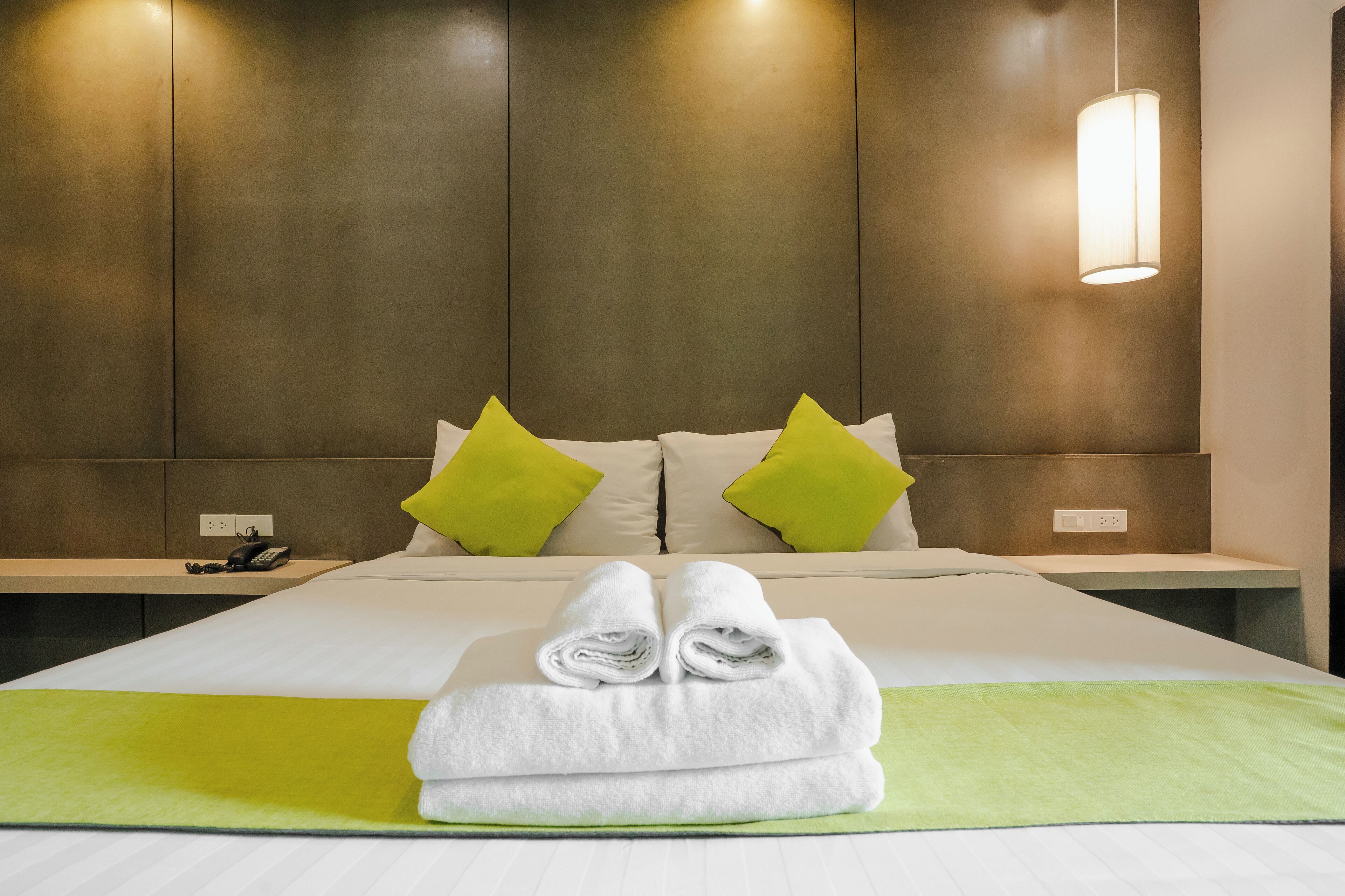 standard double room | 1 bedroom, in-room safe, desk, free wifi