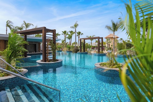 Olympic Lagoon Resort – Ayia Napa