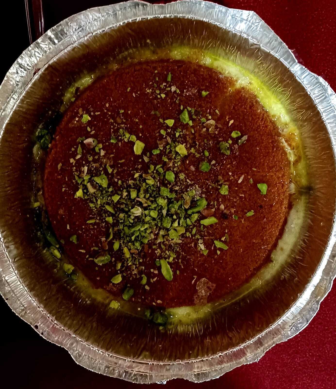 breakfast, lunch, dinner served; international cuisine