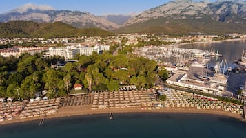 Private beach nearby, sun loungers, beach umbrellas, beach towels