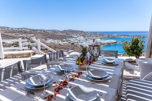 Luxury Villa, 4 Bedrooms, Pool Access, Sea View (Villa Thelgo 1) | In-room safe, individually decorated, individually furnished