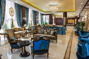 Lobby-Lounge