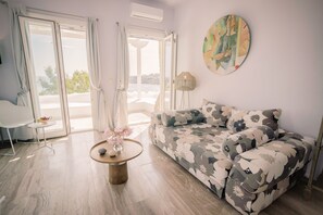 Living room - Super Rockies (Mykonos)