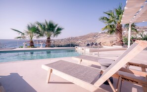 Seasonal outdoor pool - Super Rockies (Mykonos)