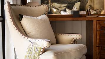 Luxury Suite | 4 bedrooms, down duvets, minibar, individually decorated