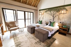 Luxury Suite | 4 bedrooms, down duvets, minibar, individually decorated - Simbavati Camp George (Bushbuckridge)