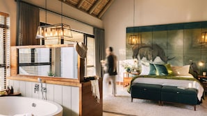 4 bedrooms, down duvets, minibar, laptop workspace - Simbavati Camp George (Bushbuckridge)