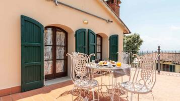 Appartamento Pozzarello | Terrazza/patio