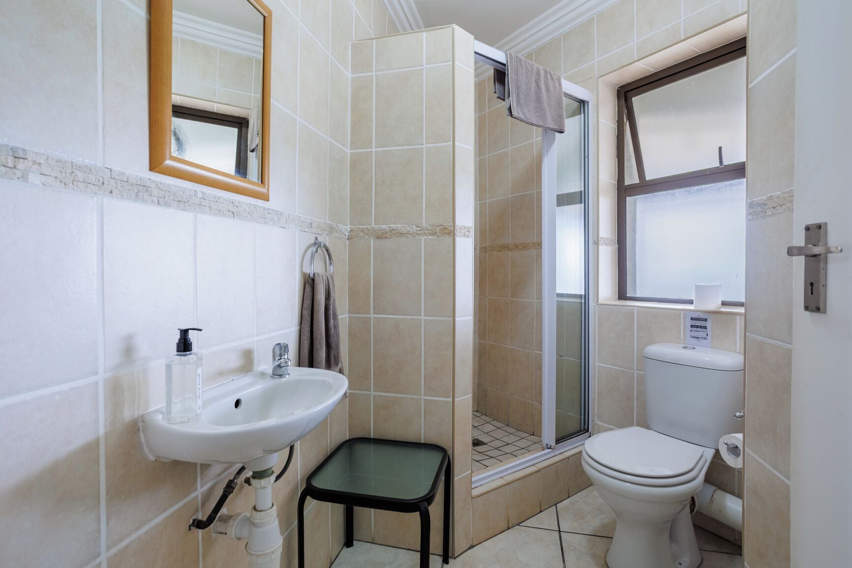 Standard Apartment, 2 Bedrooms | Bathroom | Free toiletries, hair dryer, towels, soap