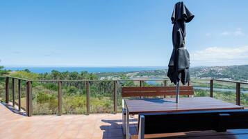 Deluxe Apartment, 3 Bedrooms | Terrace/patio