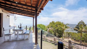 Family Apartment, 3 Bedrooms | Terrace/patio