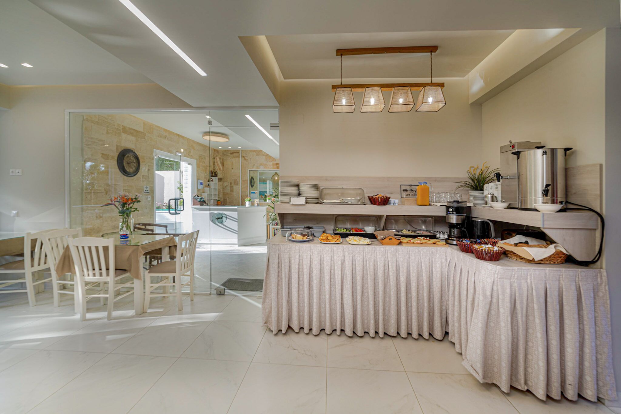 Petit déjeuner buffet