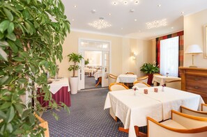 Lobby lounge - Park-Hotel Timmendorfer Strand (Timmendorfer Strand)